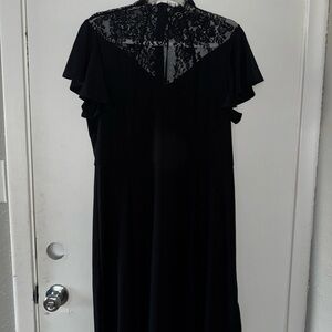 Elegant Black Lace Women's Dress